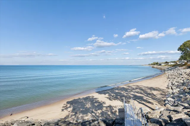 $999,900 | 1407 Shore Drive, New Buffalo, MI 49117