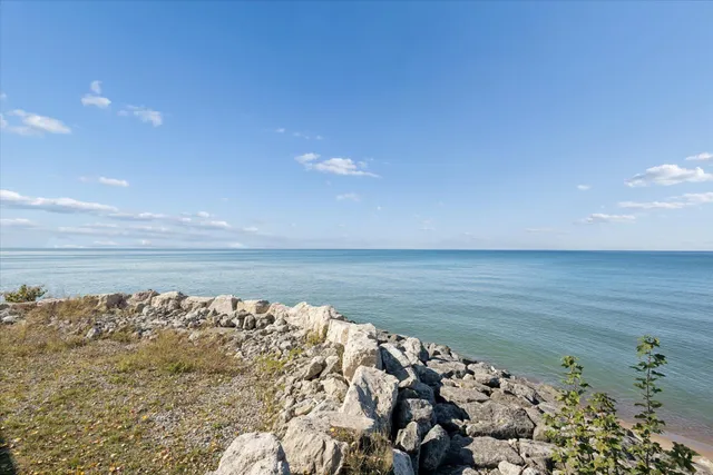 $999,900 | 1407 Shore Drive, New Buffalo, MI 49117