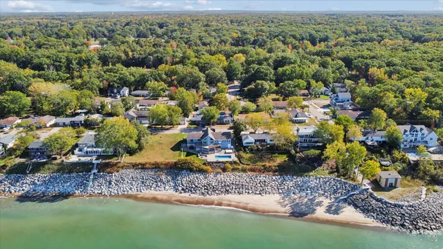 $999,900 | 1407 Shore Drive, New Buffalo, MI 49117