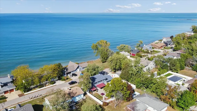 $999,900 | 1407 Shore Drive, New Buffalo, MI 49117