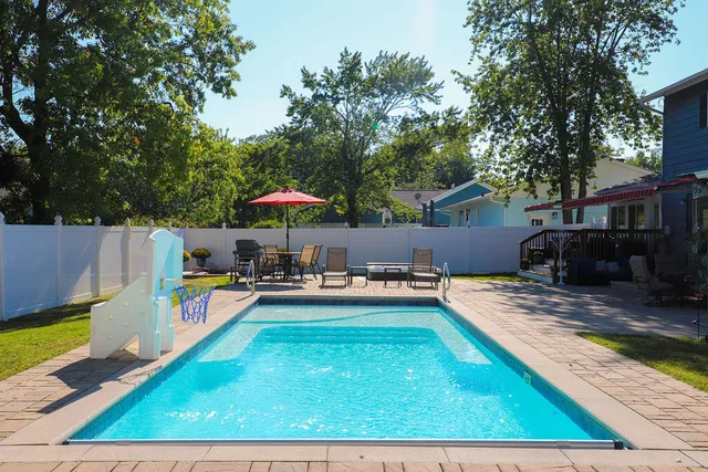 $999,900 | 1407 Shore Drive, New Buffalo, MI 49117