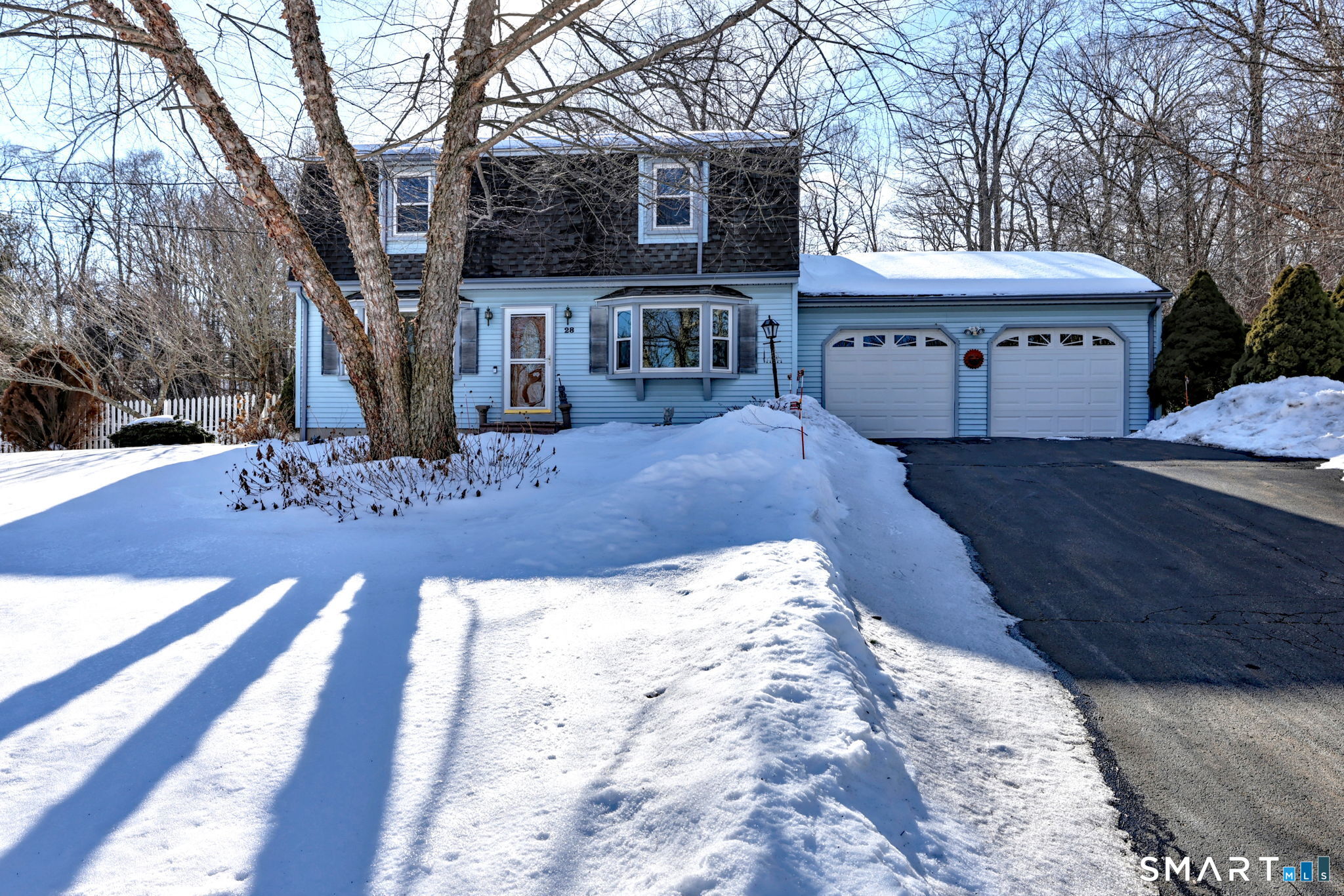 28 Sugar Hill Road North Haven, CT 06473 - Photo 2 of 34