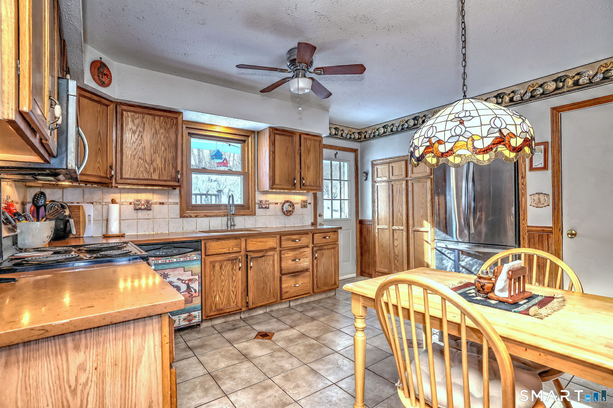 28 Sugar Hill Road North Haven, CT 06473 - Photo 9 of 34