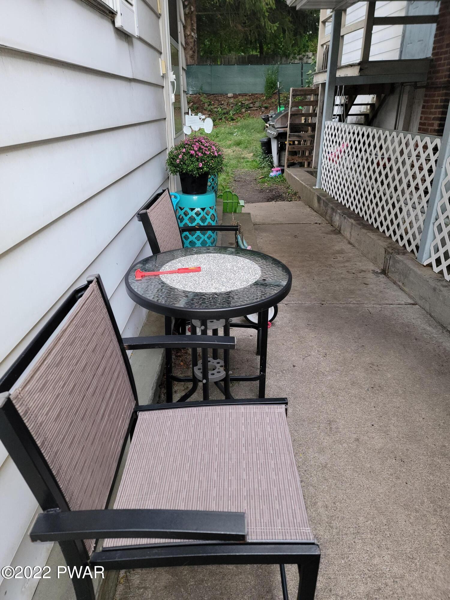 43-41 Rittenhouse Street Carbondale, PA 18407 - Photo 4 of 30