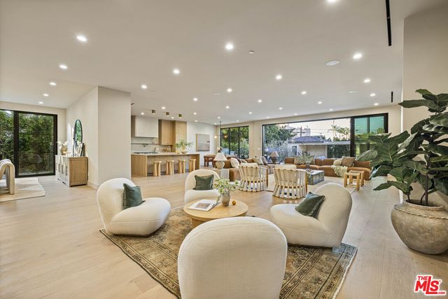 $6,995,000 | 14273 Greenleaf Street, Sherman Oaks, CA 91423