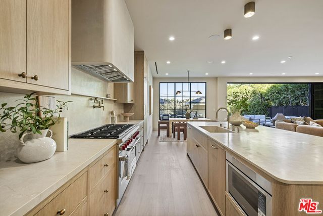 $6,995,000 | 14273 Greenleaf Street, Sherman Oaks, CA 91423