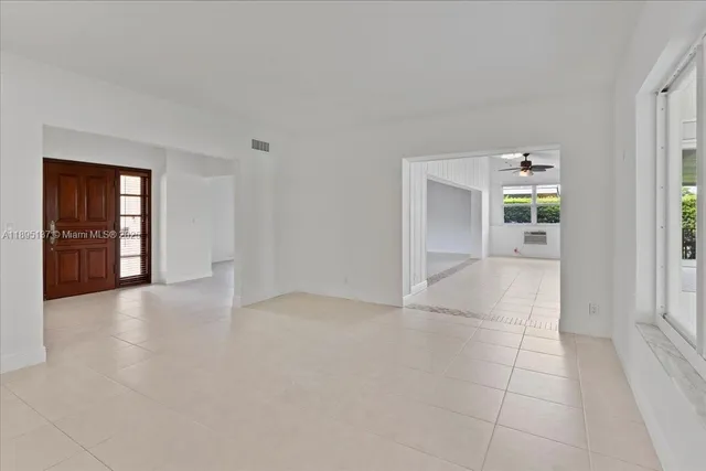 $2,150,000 | 1961 Northeast 188th Street, Miami, FL 33179