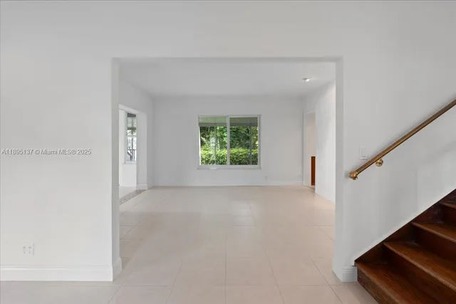 $2,150,000 | 1961 Northeast 188th Street, Miami, FL 33179