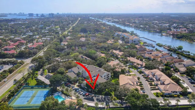 $4,000 | 318 Oak Harbour Drive, Unit 318, Juno Beach, FL 33408