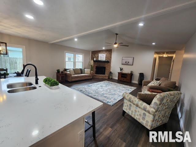 121 Verona Drive Springfield, IL 62703 - Photo 9 of 33