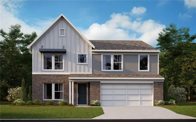 a view of a yard in front of house