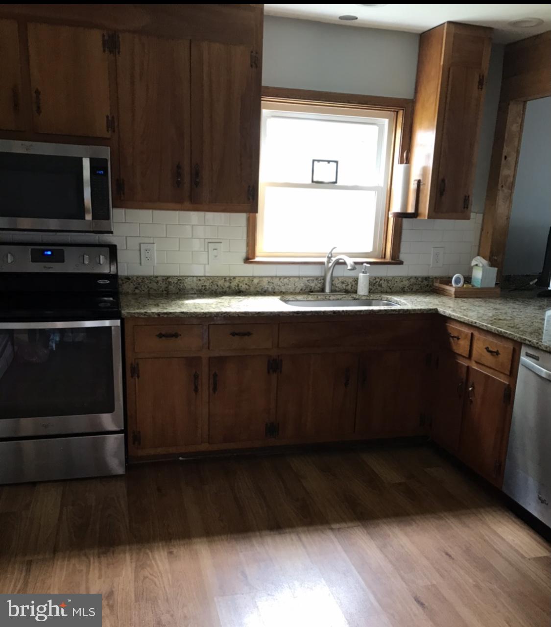 21259 Frog Level Road Ruther Glen, VA 22546 - Photo 4 of 15 Kitchen