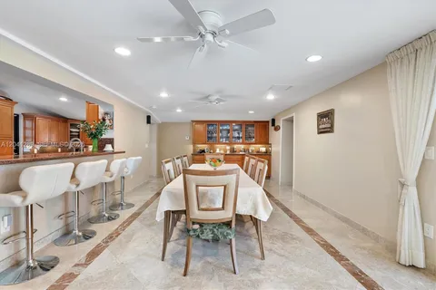$2,295,000 | 2531 Northeast 195th Street, Miami, FL 33180