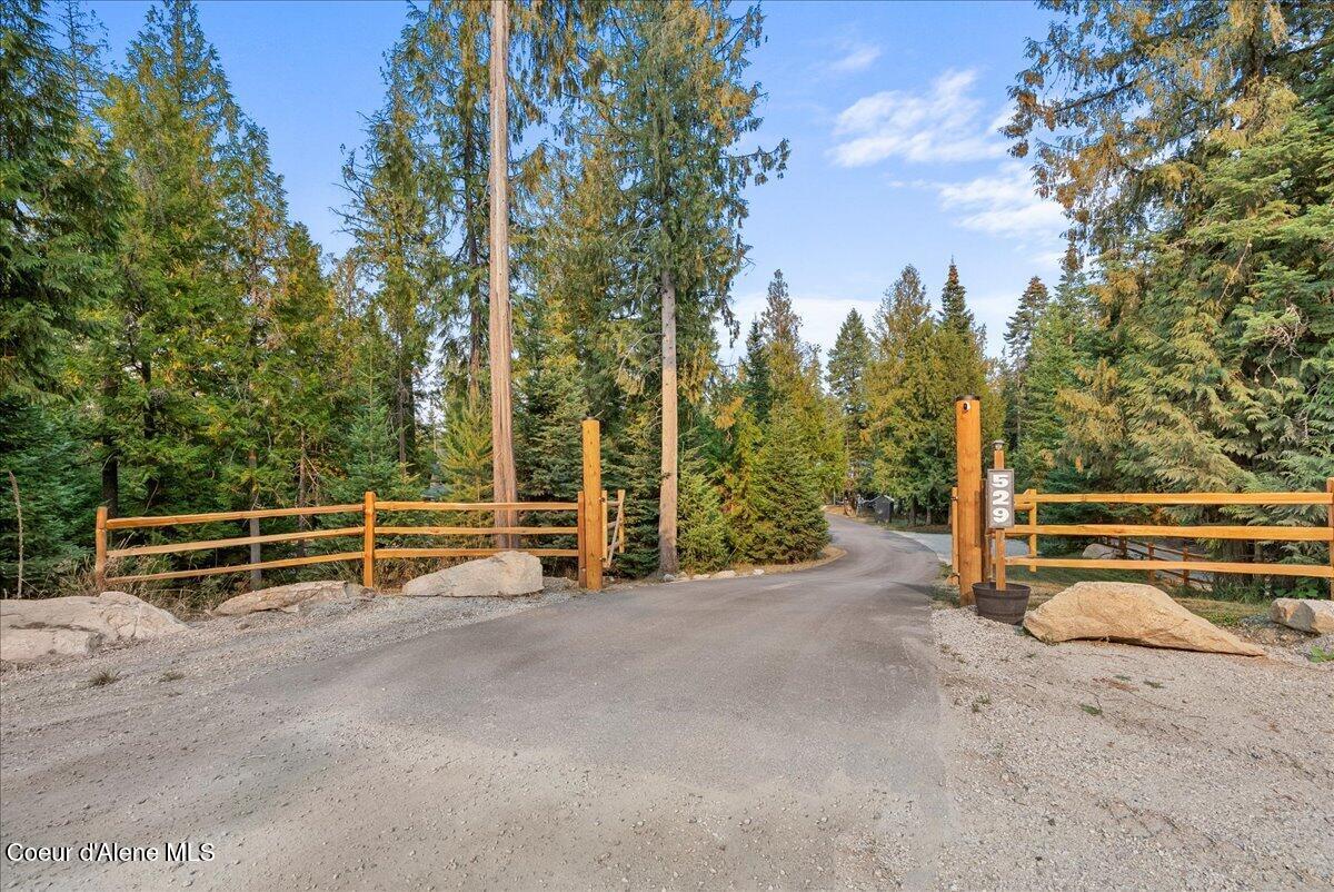 529 South Beaver Lake Road Athol, ID 83801 - Photo 12 of 85 Driveway Entrance