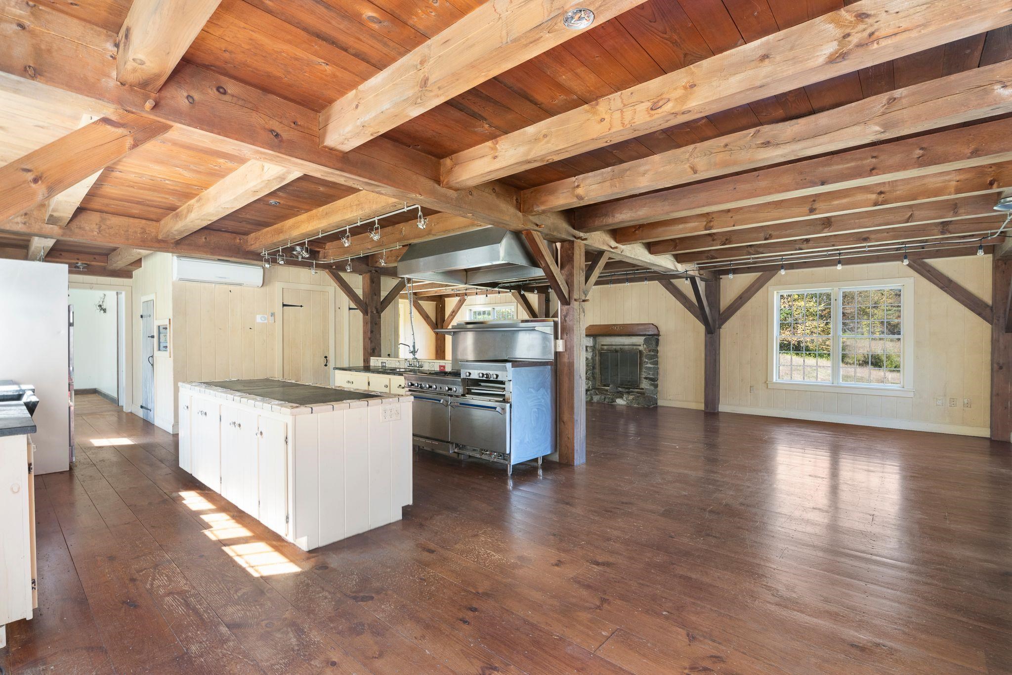 131 Stark Road Brattleboro, VT 05301 - Photo 10 of 54