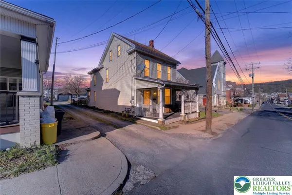 $205,000 | 321 Market Street, Bangor, PA 18013