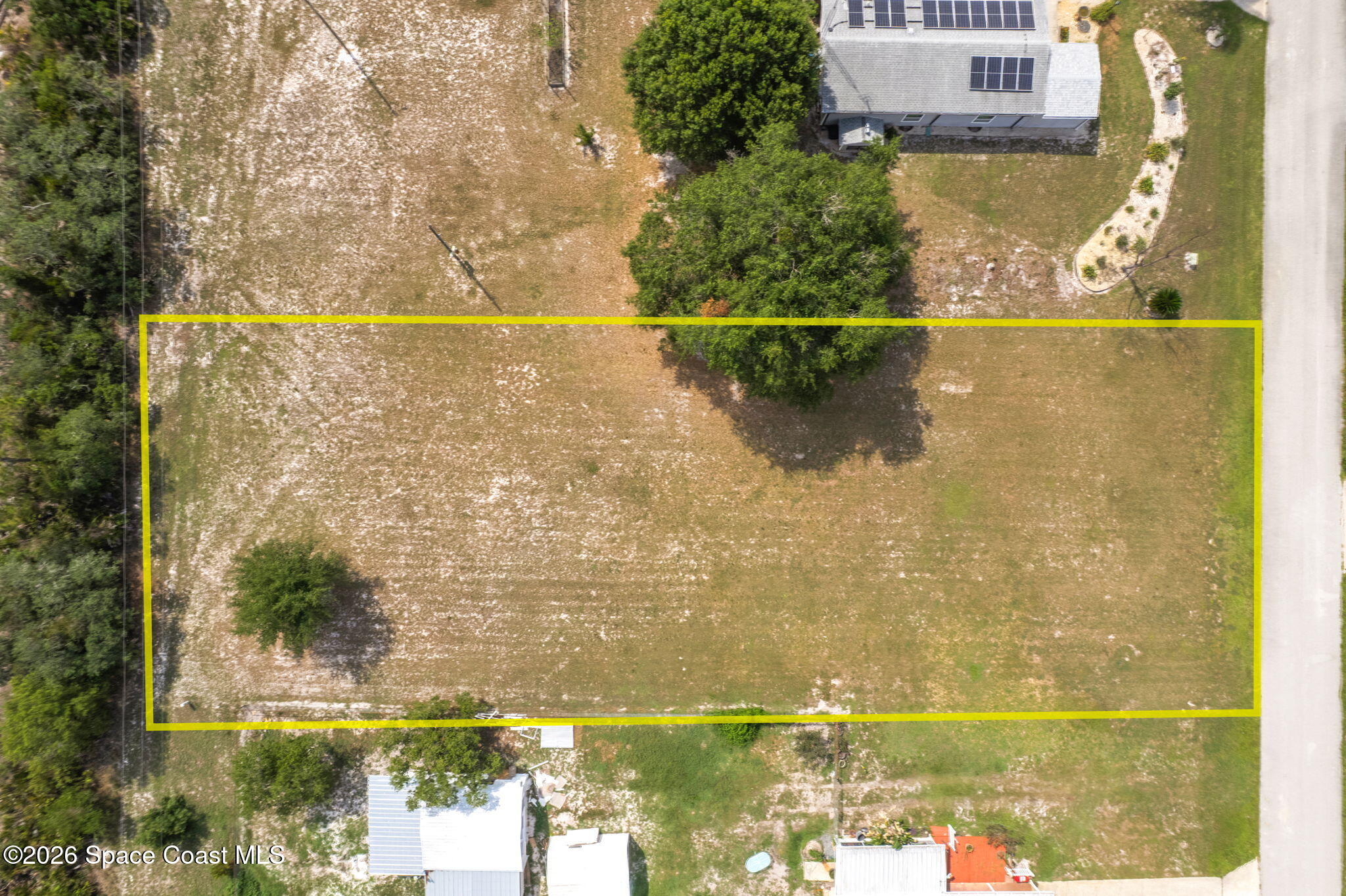 312 Hickory Ridge Drive Sebring, FL 33876 - Photo 2 of 13 2-web-or-mls-DJI_0019-HDR (2)