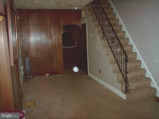 1244 Spring Street Reading, PA 19604 - Photo 2 of 4 Gallery Image 2