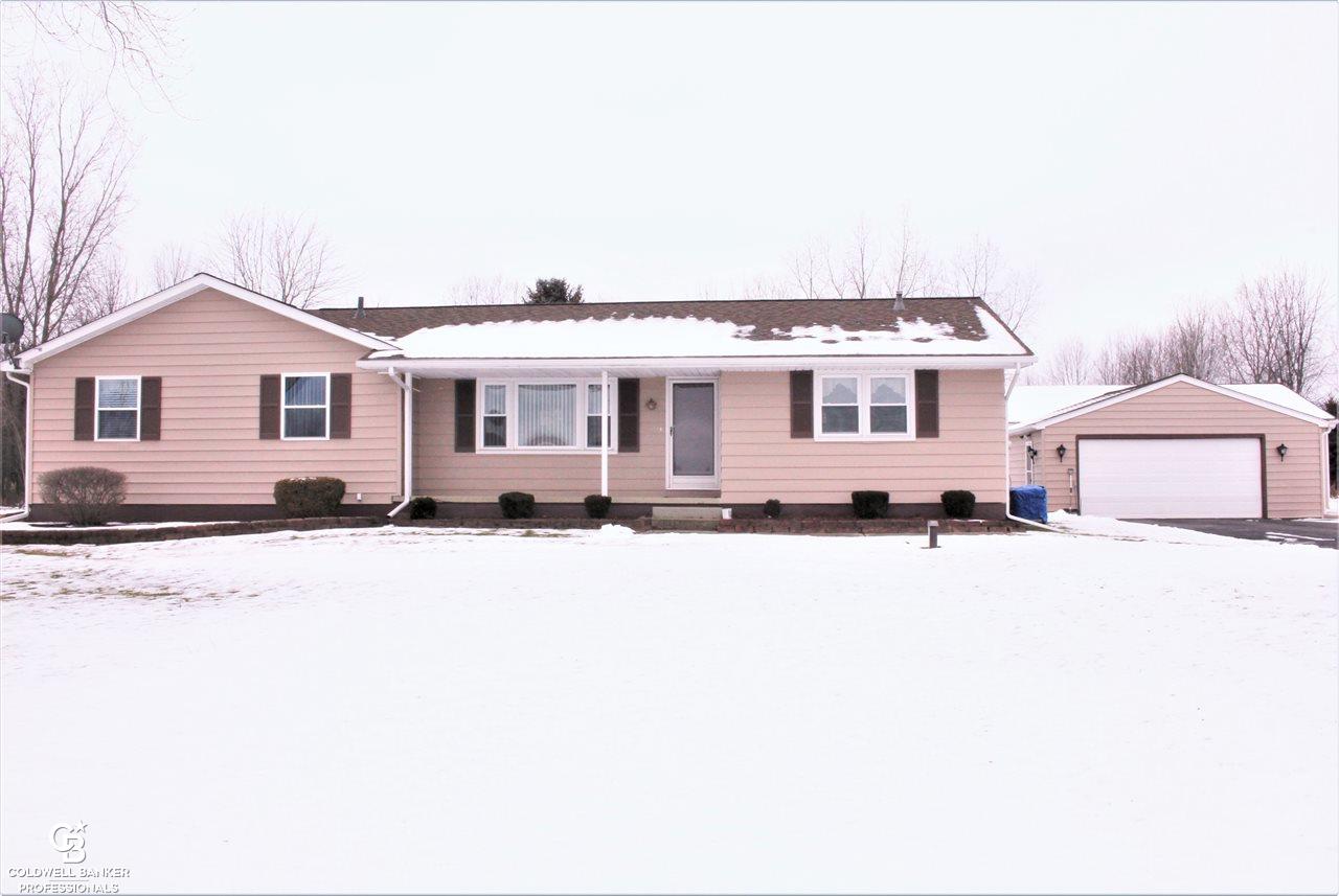 76755 Capac Road Armada, MI 48005 - Photo 1 of 57