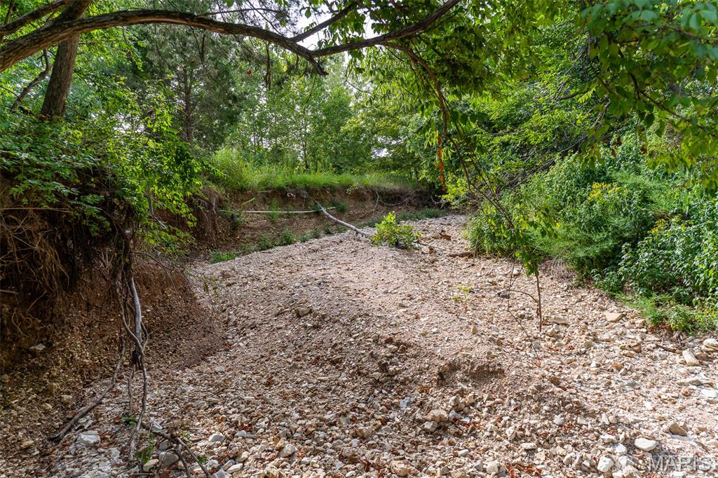1110 Kiefer Creek Road Ballwin, MO 63021 - Photo 25 of 42