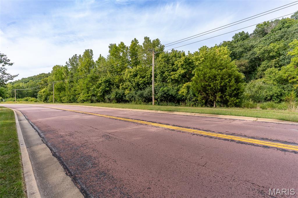 1110 Kiefer Creek Road Ballwin, MO 63021 - Photo 35 of 42