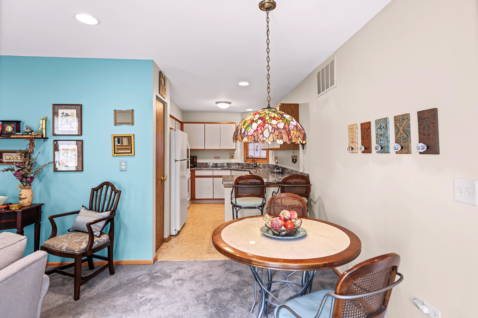 1984 Stillwater Road Arlington Heights, IL 60004 - Photo 3 of 22