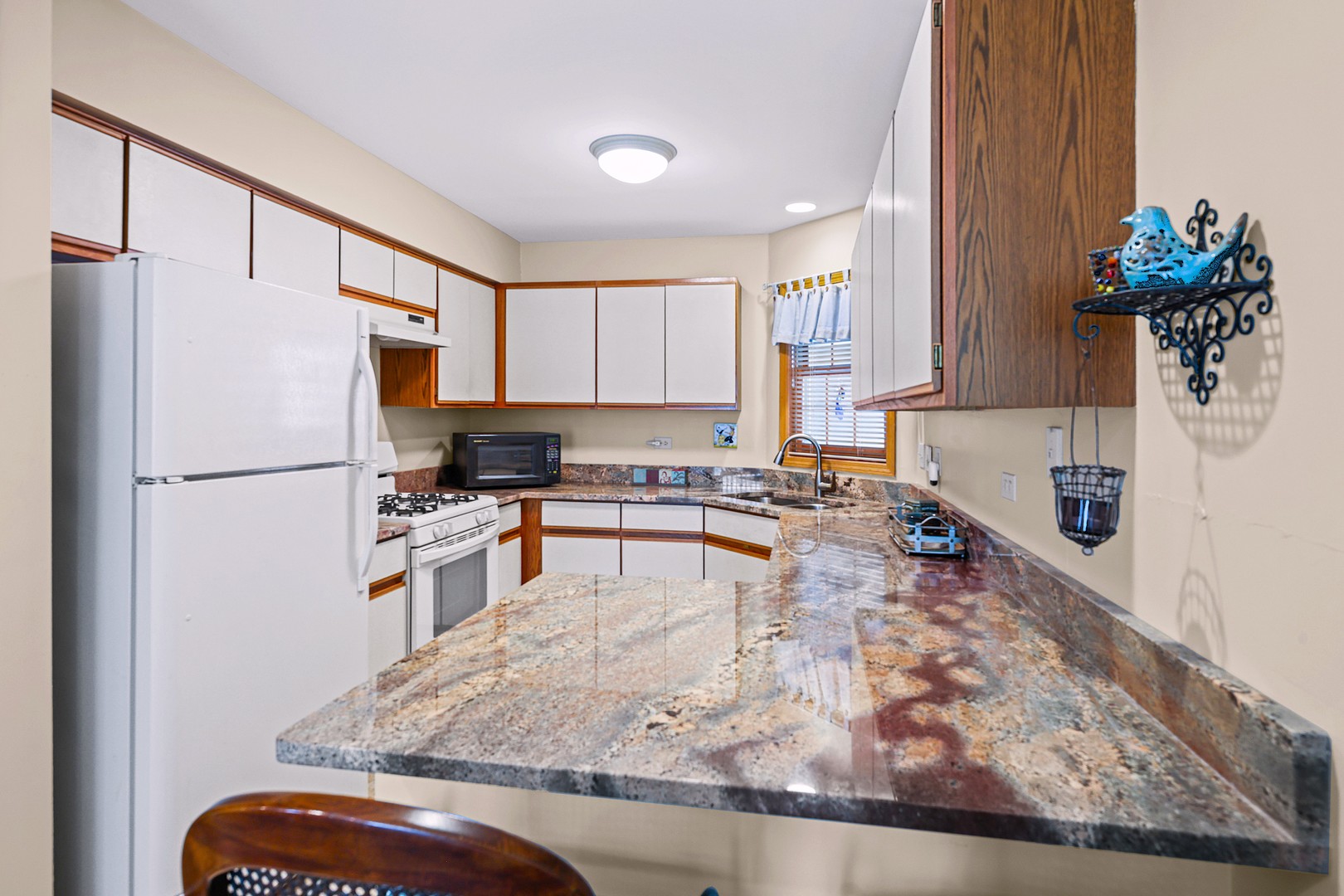 1984 Stillwater Road Arlington Heights, IL 60004 - Photo 5 of 22