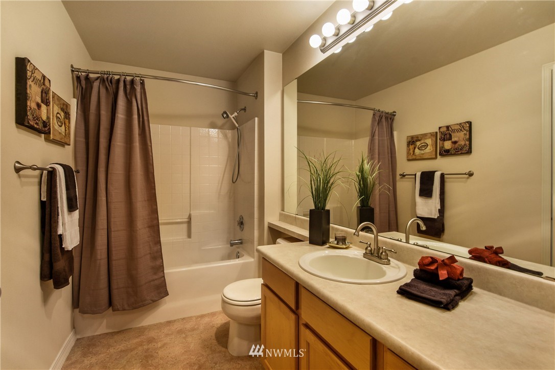 440 Maple Avenue Southwest, Unit A206 Renton, WA 98057 - Photo 15 of 20