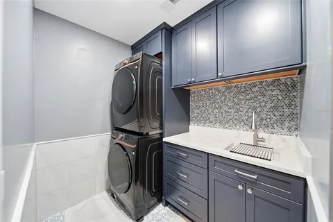 $969,000 | 29 North Brown Avenue, Orlando, FL 32801