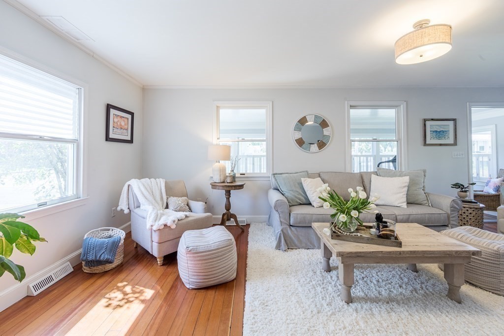 40 Topsfield Road Ipswich, MA 01938 - Photo 20 of 42 Gallery Image 20