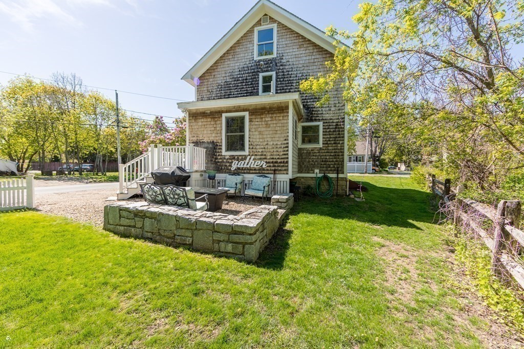 40 Topsfield Road Ipswich, MA 01938 - Photo 42 of 42 Gallery Image 42