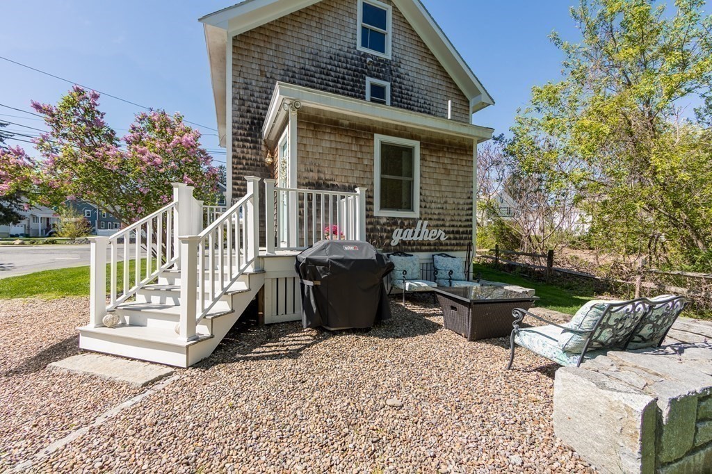 40 Topsfield Road Ipswich, MA 01938 - Photo 8 of 42 Gallery Image 8