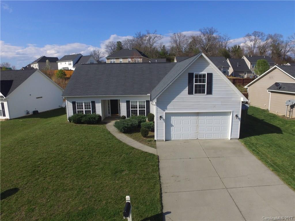 214 Lumber River Road Fletcher, NC 28732 - Photo 1 of 10