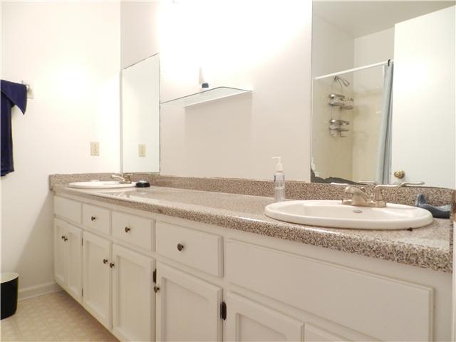 631 Moormans Arm Road Nashville, TN 37207 - Photo 9 of 16 Gallery Image 9