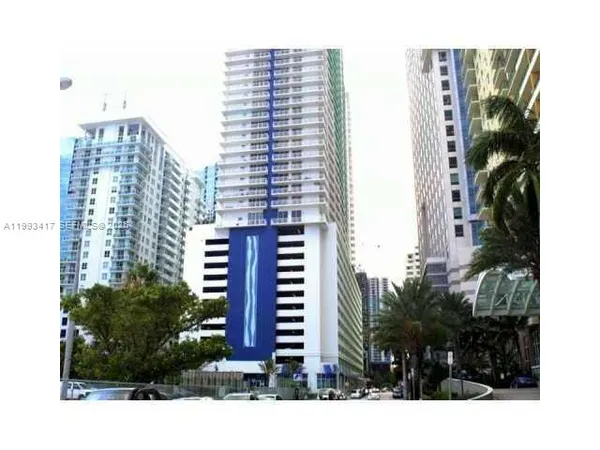 $2,500 | 1200 Brickell Bay Drive, Unit 1510, Miami, FL 33131
