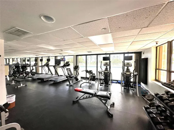 $3,000 | 10185 Collins Avenue, Unit 1206, Bal Harbour, FL 33154