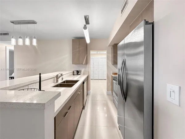 $3,000 | 10185 Collins Avenue, Unit 1206, Bal Harbour, FL 33154