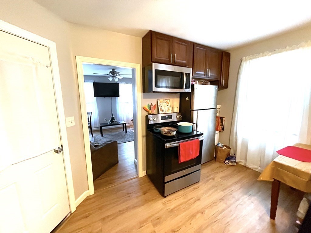 16 Thenius Street Worcester, MA 01607 - Photo 3 of 26 Gallery Image 3