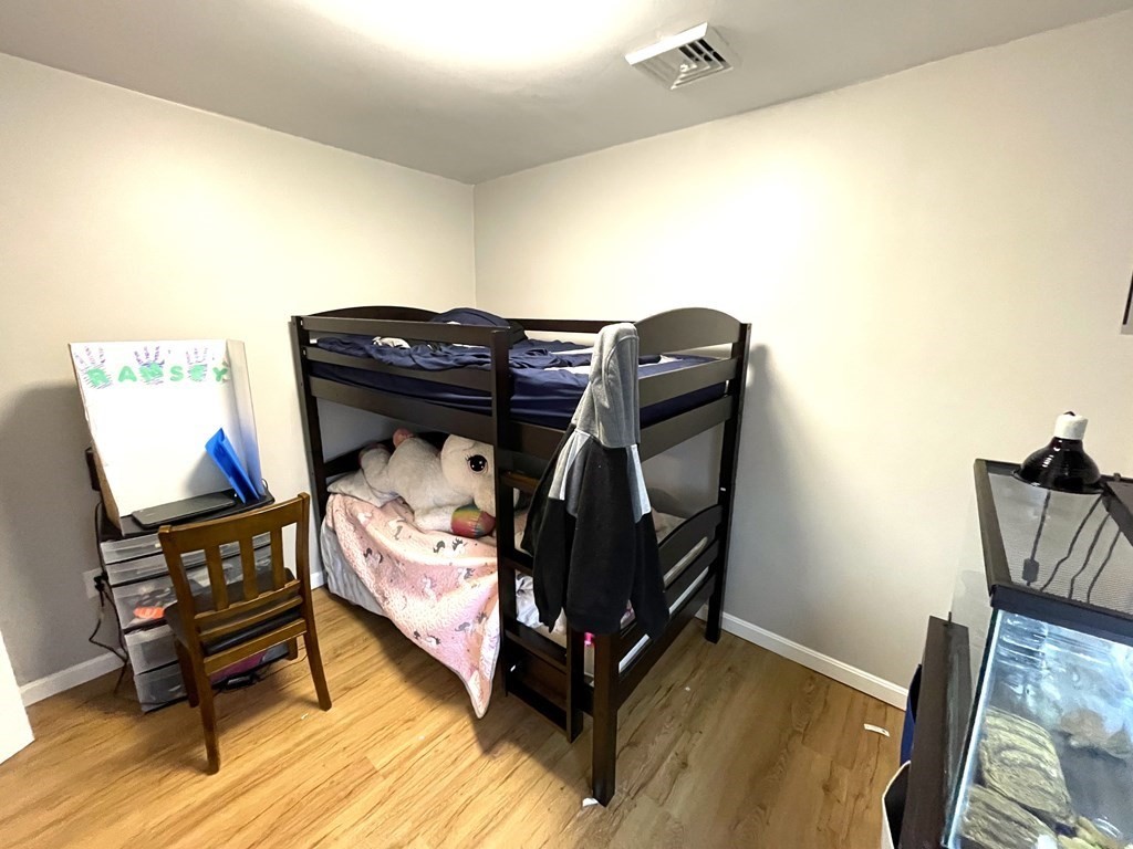 16 Thenius Street Worcester, MA 01607 - Photo 7 of 26 Gallery Image 7