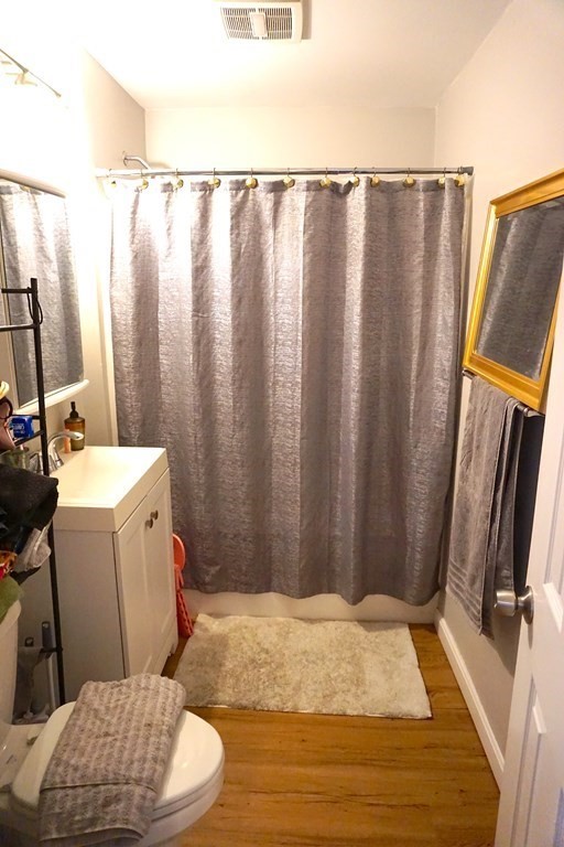16 Thenius Street Worcester, MA 01607 - Photo 9 of 26 Gallery Image 9