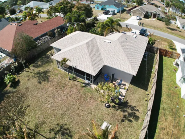 $2,500 | 3647 Southwest Ballweg Street, Port St. Lucie, FL 34953