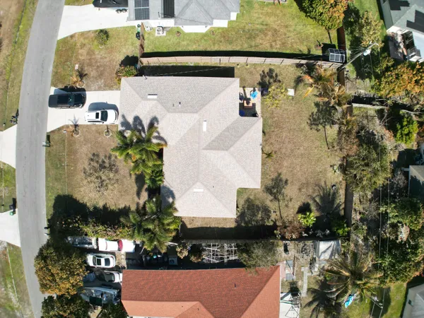 $2,500 | 3647 Southwest Ballweg Street, Port St. Lucie, FL 34953