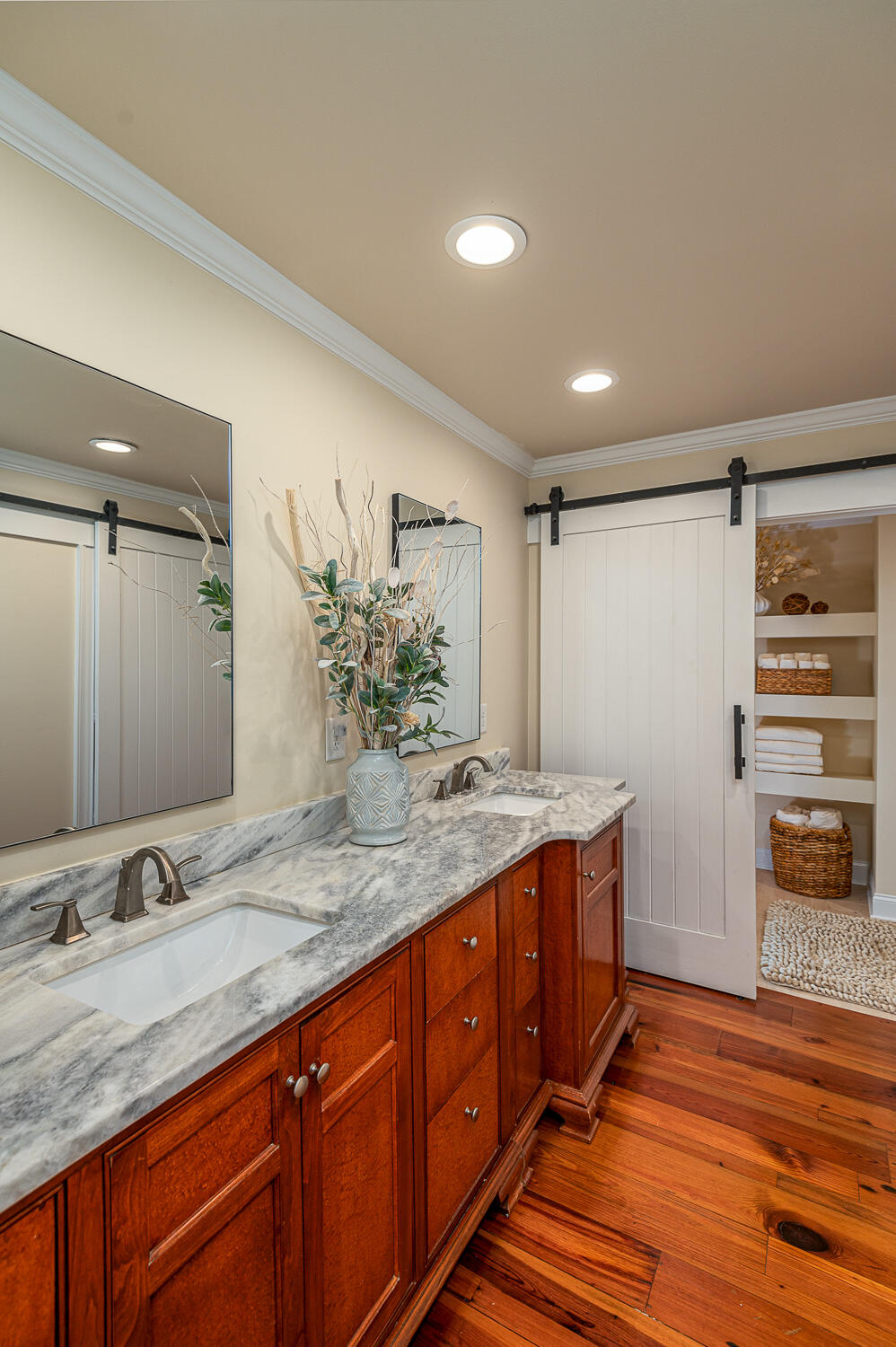 3635 Kings Road Chattanooga, TN 37416 - Photo 20 of 101 Primary Bathroom