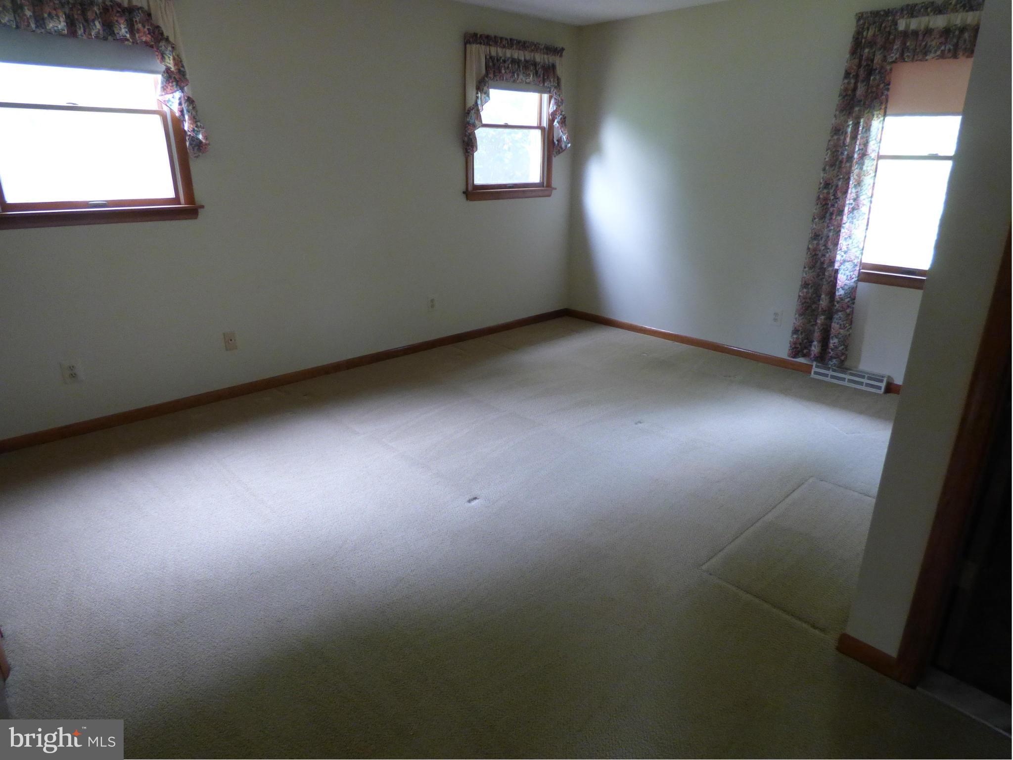 200 Elk Road Baltimore, MD 21221 - Photo 20 of 27 Bedroom (Master)