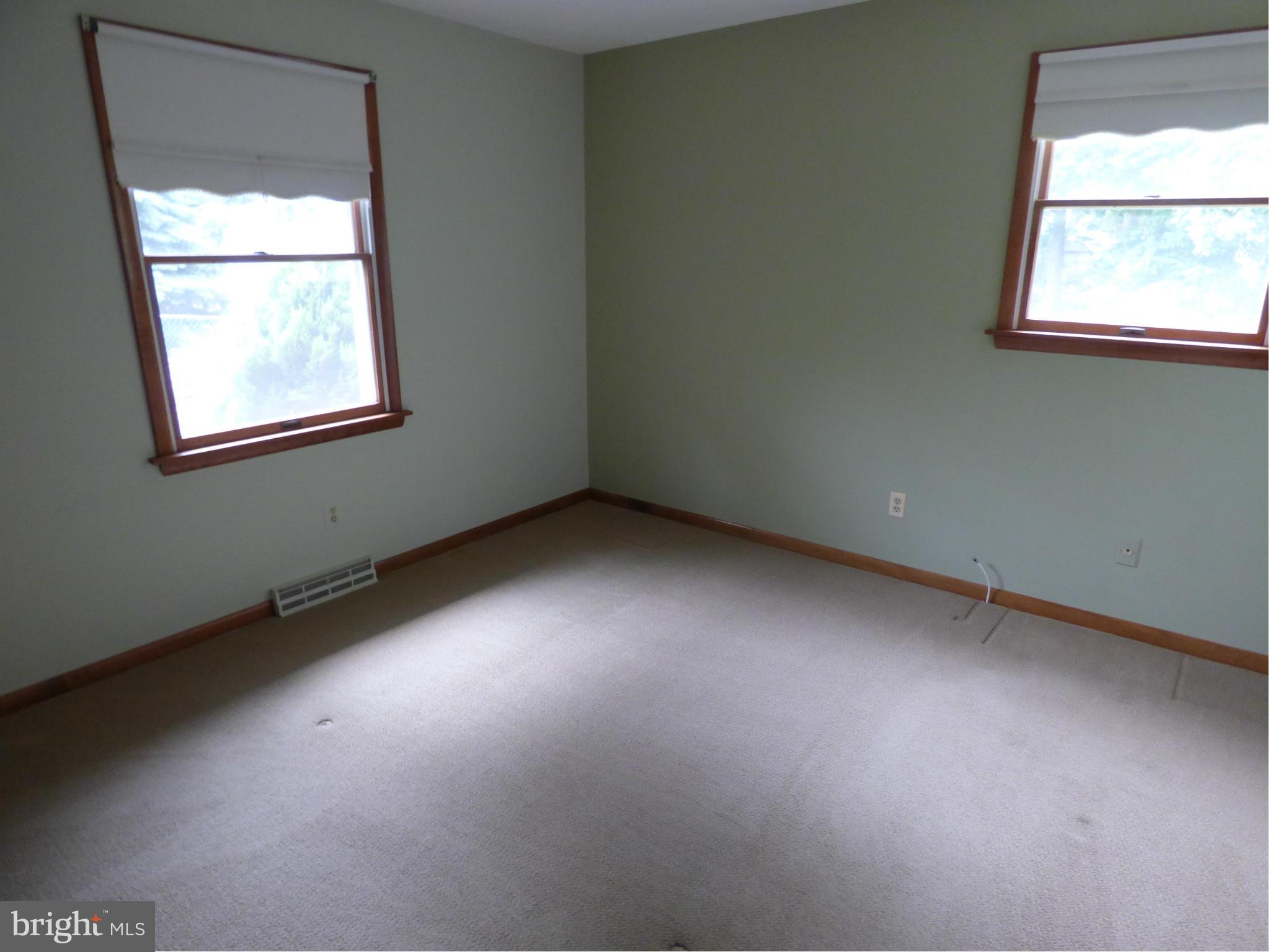 200 Elk Road Baltimore, MD 21221 - Photo 21 of 27 Bedroom