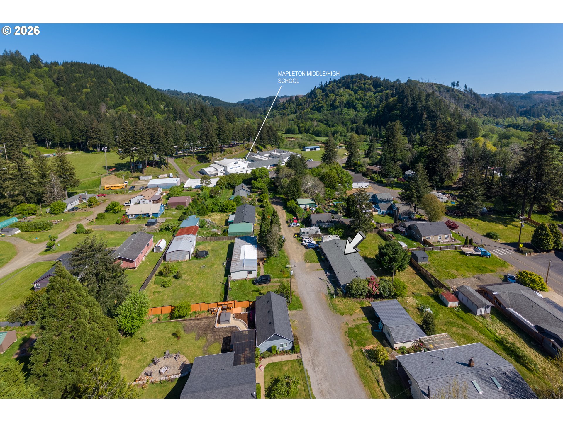 11766 Walnut Avenue Mapleton, OR 97453 - Photo 4 of 22