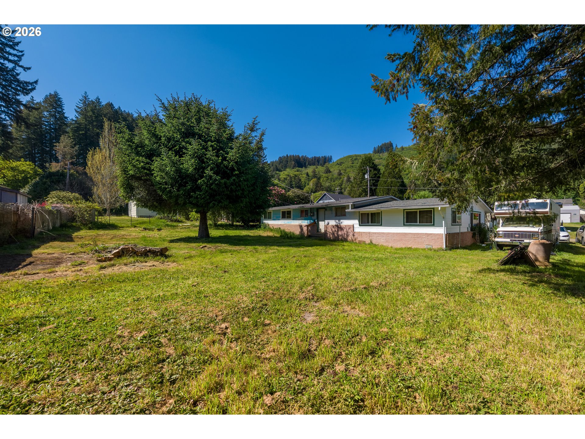 11766 Walnut Avenue Mapleton, OR 97453 - Photo 10 of 22