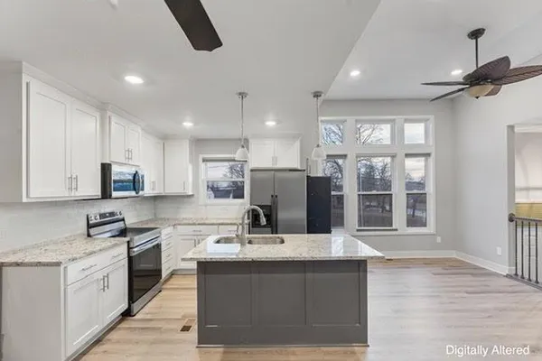 $379,000 | 2312 Northeast 72nd Street, Kansas City, MO 64118
