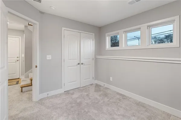 $379,000 | 2312 Northeast 72nd Street, Kansas City, MO 64118
