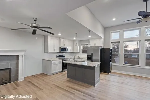 $379,000 | 2312 Northeast 72nd Street, Kansas City, MO 64118